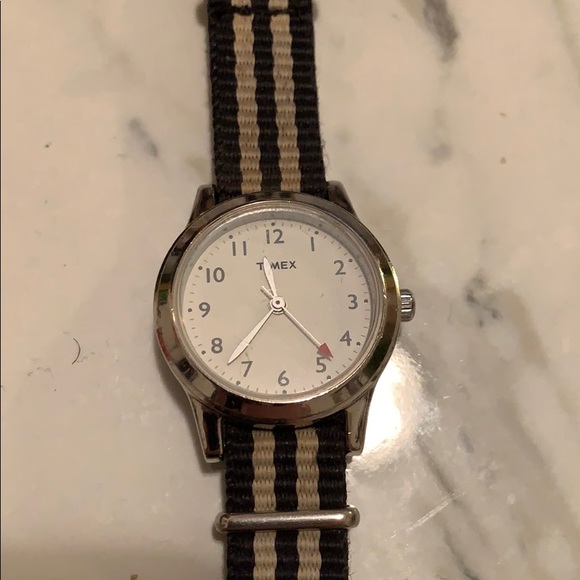 Timed watch - Picture 1 of 3